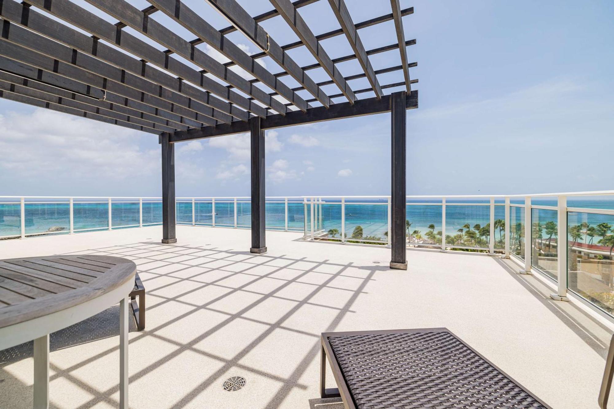 פאלם ביץ' Embassy Suites By Hilton Aruba Beach Resort מראה חיצוני תמונה