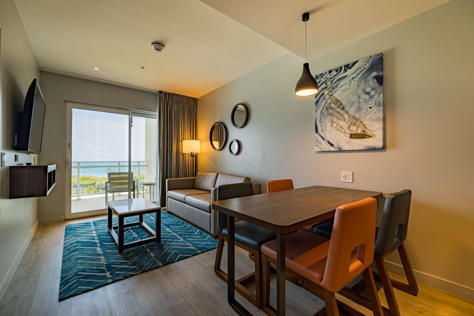 פאלם ביץ' Embassy Suites By Hilton Aruba Beach Resort מראה חיצוני תמונה