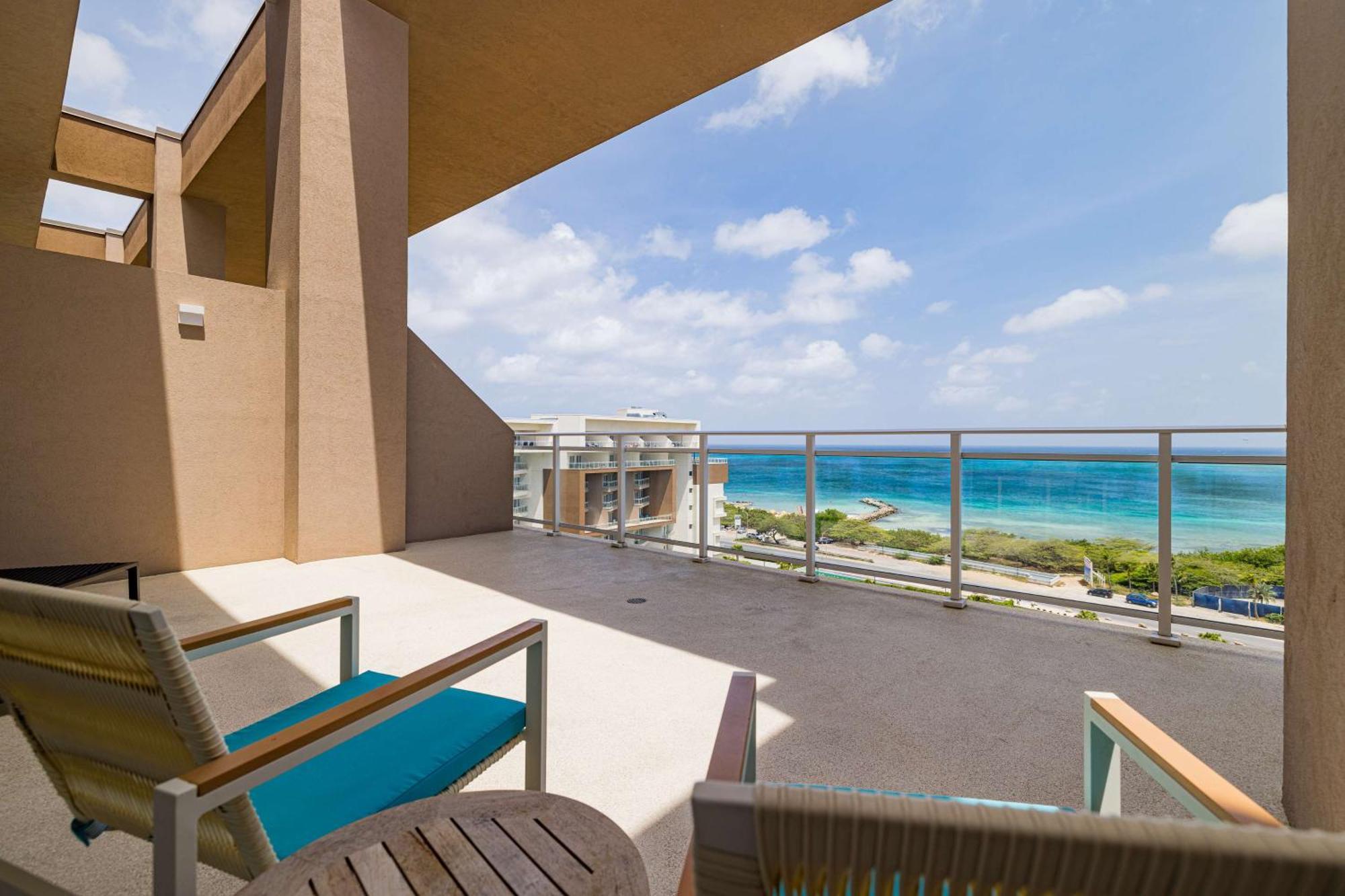 פאלם ביץ' Embassy Suites By Hilton Aruba Beach Resort מראה חיצוני תמונה